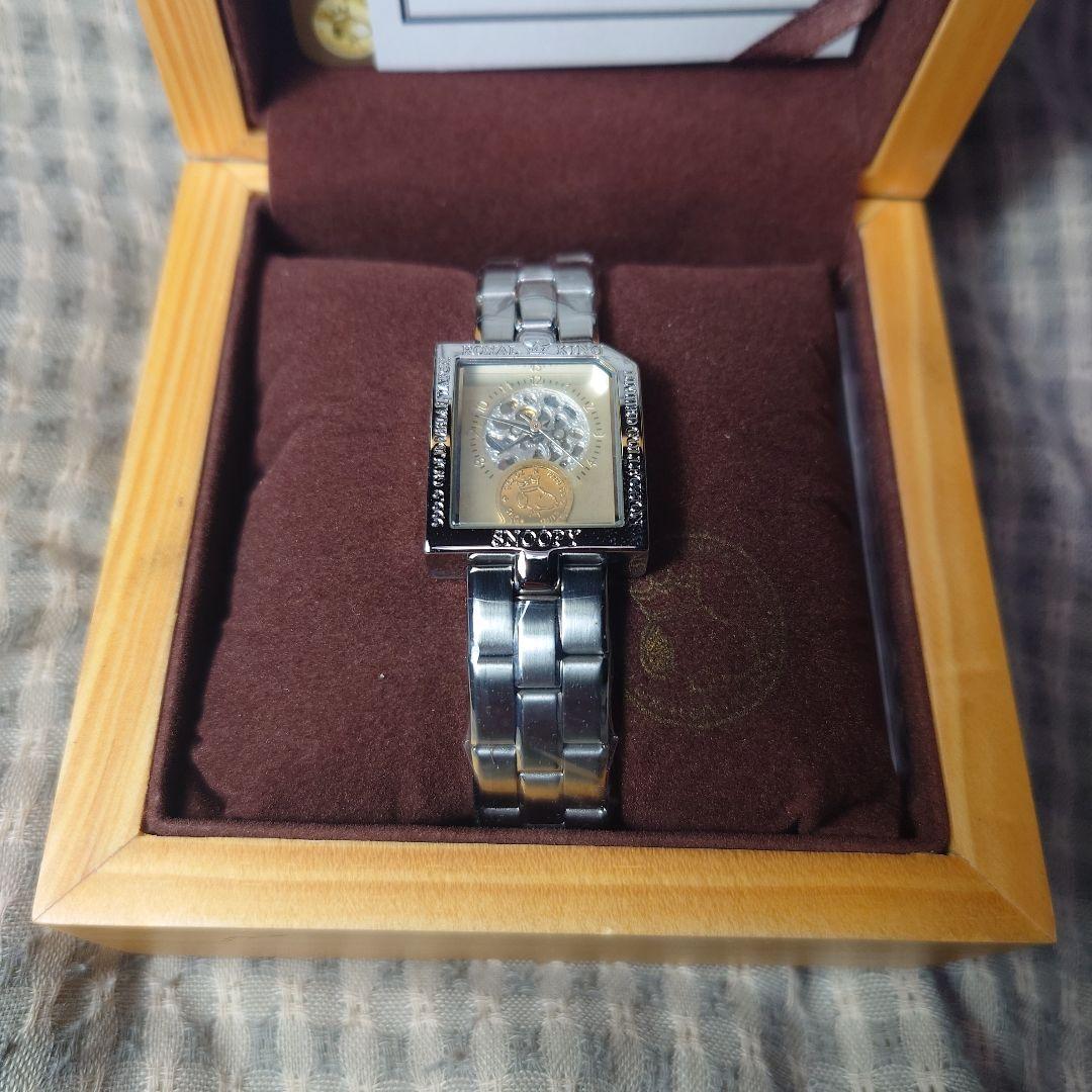 ROYAL KING スヌーピー ゴールドメダルスケルトンウォッチ(ゴールド