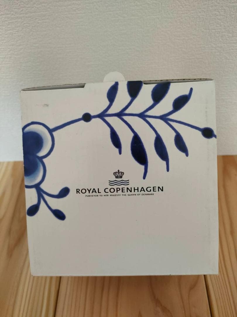 【新品未使用】ロイヤルコペンハーゲン ブルーフルーテッド メガ ジャグ 0.6L