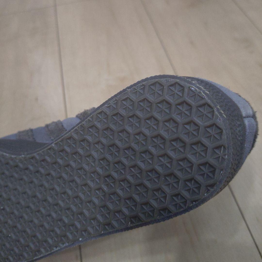 靴 adidas gazelle 23.5cm