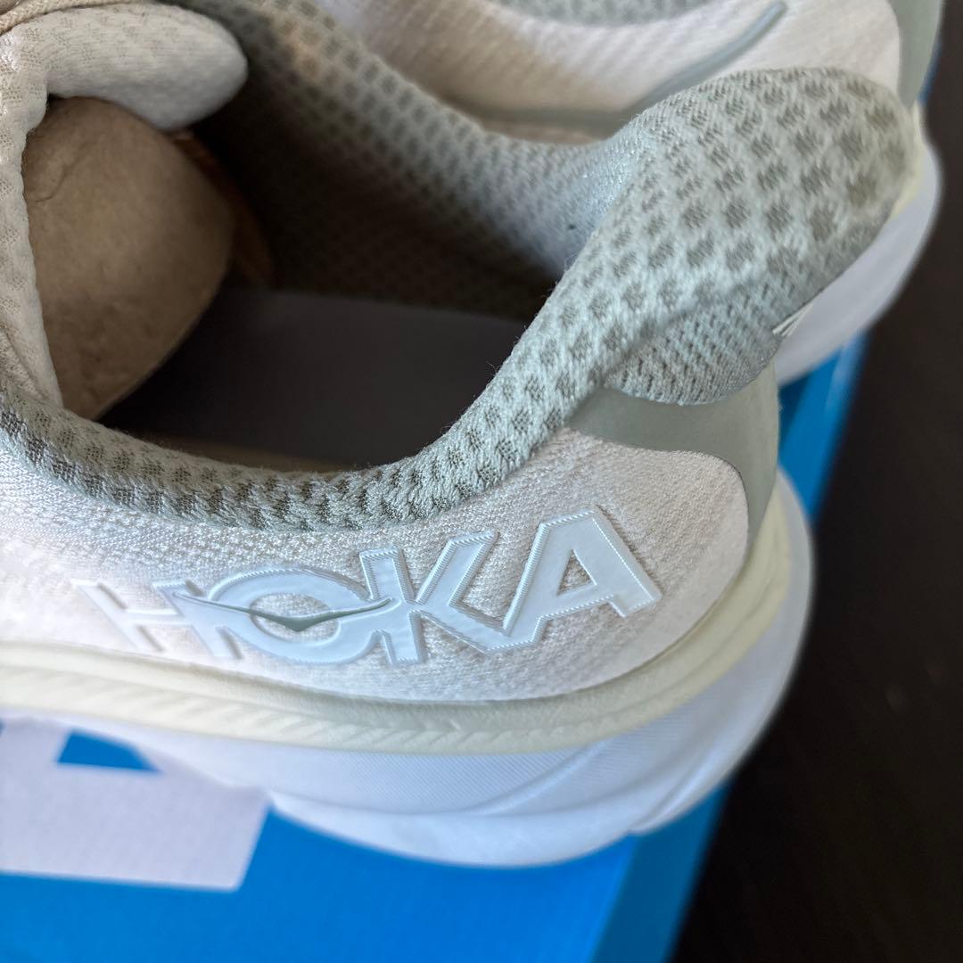 HOKA ホカCLIFTON 9 クリフトン　ベージュ　WIDE 27.5cm