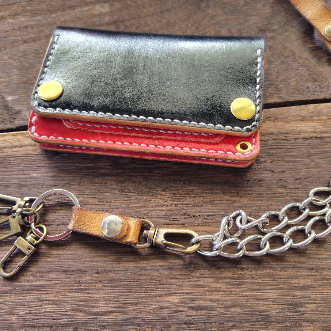 ミドルサイズ トラッカーウォレット 黒×赤 金魚(74) Amazon | トラッカーウォレット ミドル ミドルサイズ 本革 栃木レザー