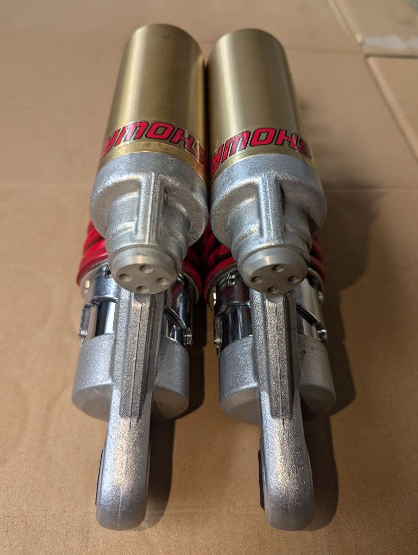 CB400SF NC31 NC39 NC42 SHOWA 純正 サスペンション - メルカリ