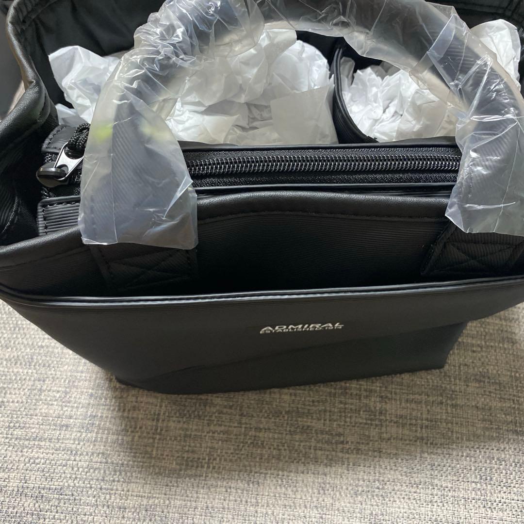 新品！Lexus ラウンドバッグ ブラック - メルカリ