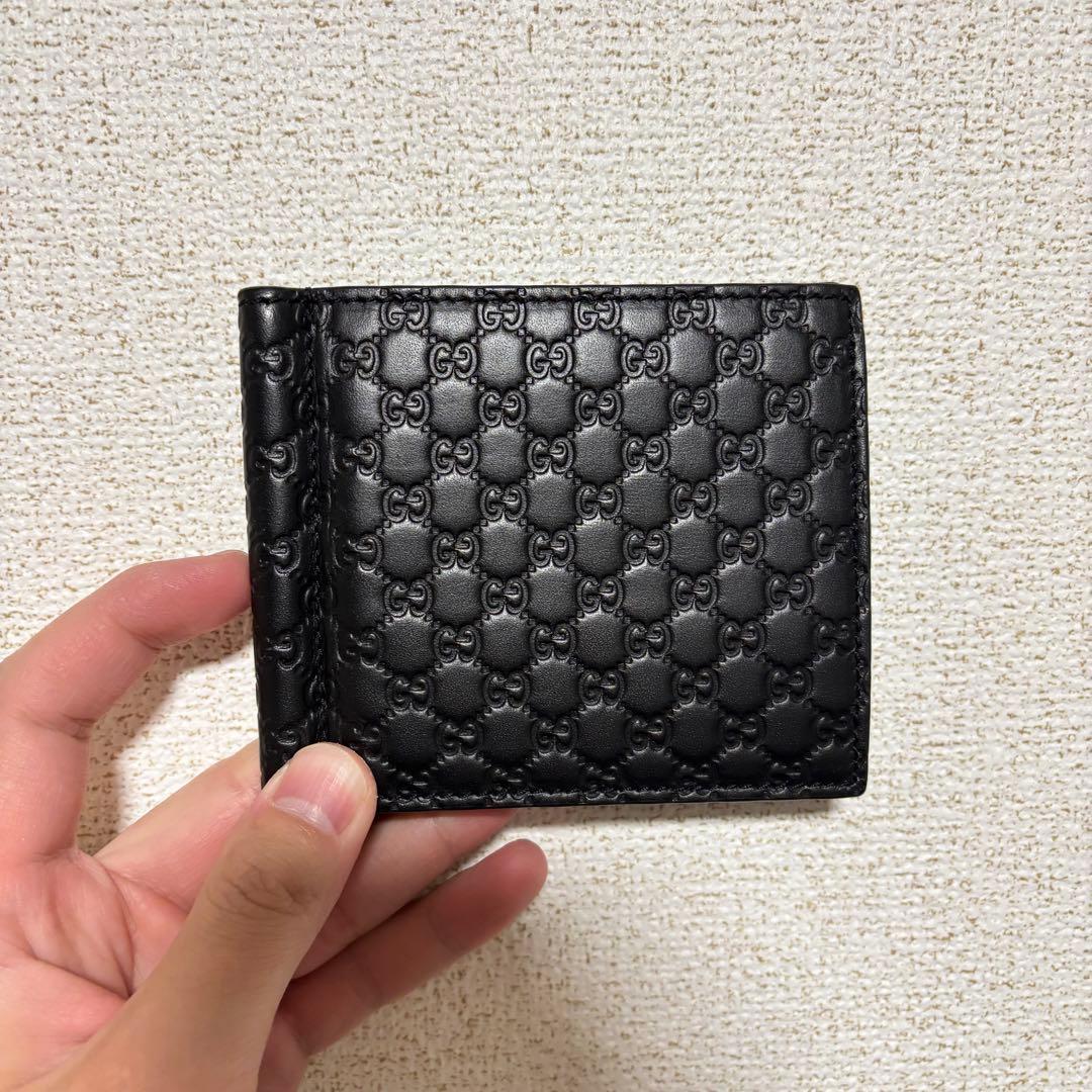「乱れ桜商事様 」gucci ブラックレザー GGパターン マネークリップ GUCCI（グッチ） マネークリップ GG 2つ折り財布 ブラック メンズ