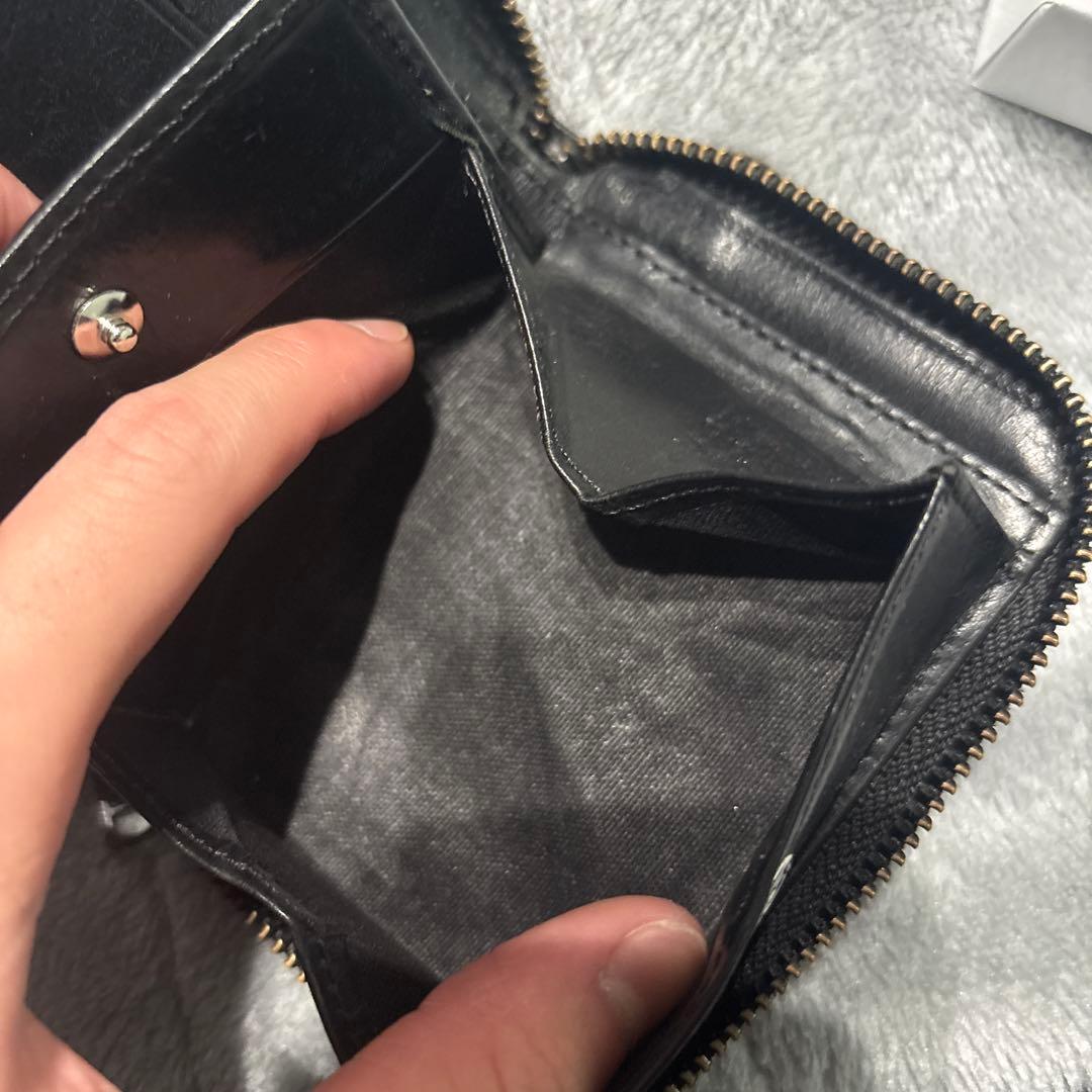 HYSTERIC GLAMOUR ロゴスタッズラウンドジップミニウォレット - メルカリ