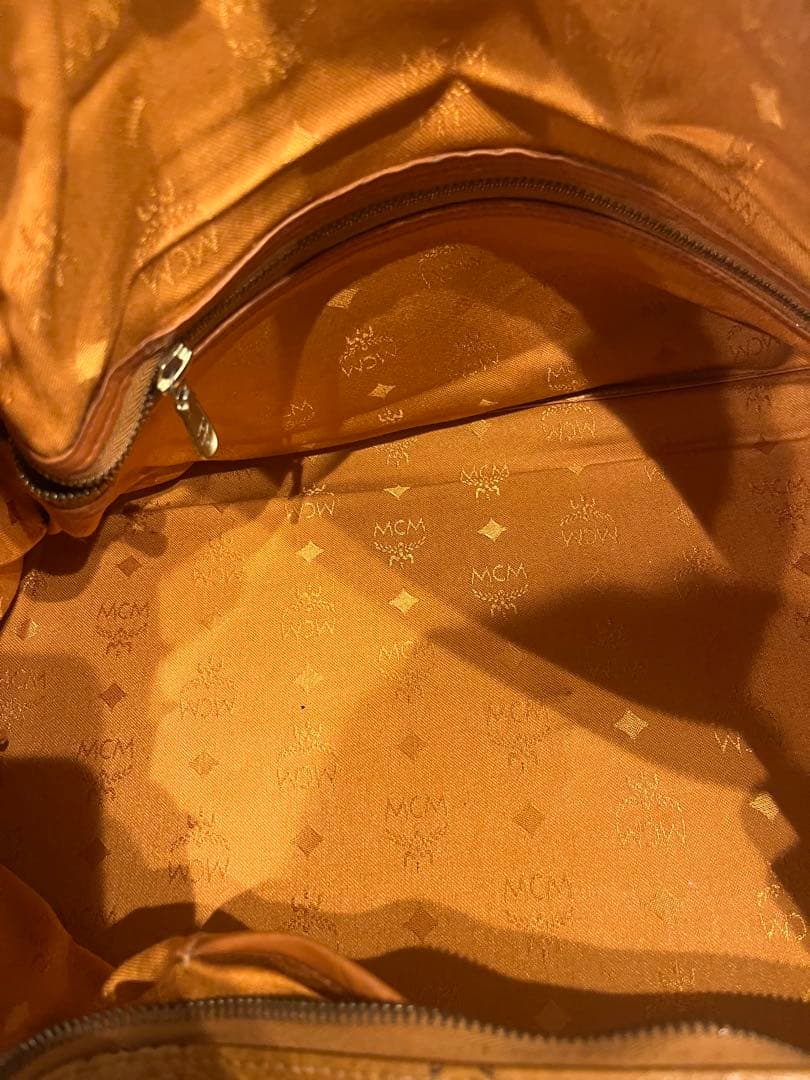 MCM】人気 ヴィセトス柄 ボストンバッグ キャメル ゴールド金具 - メルカリ