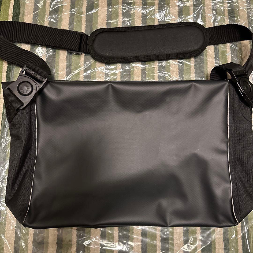 未使用品 一誠 ストリームトレイル ショルダーバッグ - メルカリ