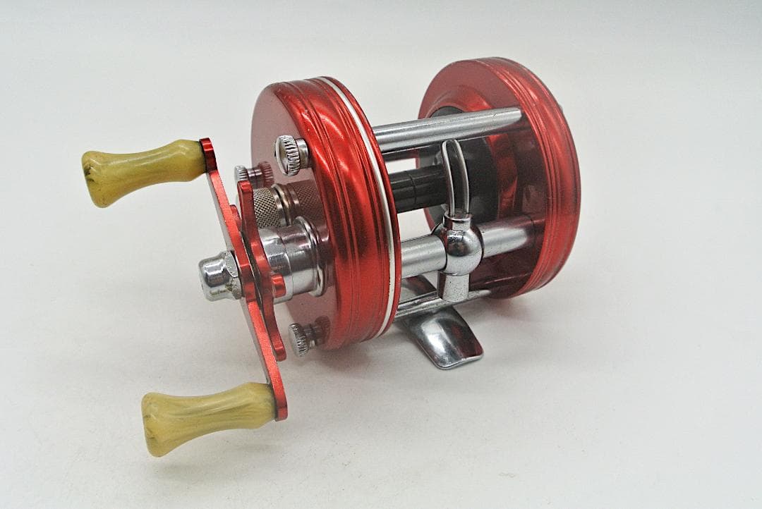 ABU Ambassadeur No 5000 アブ アンバサダー　③ ABU] Ambassadeur No.5000 | 北海道フィッシングガイドRiver Freak