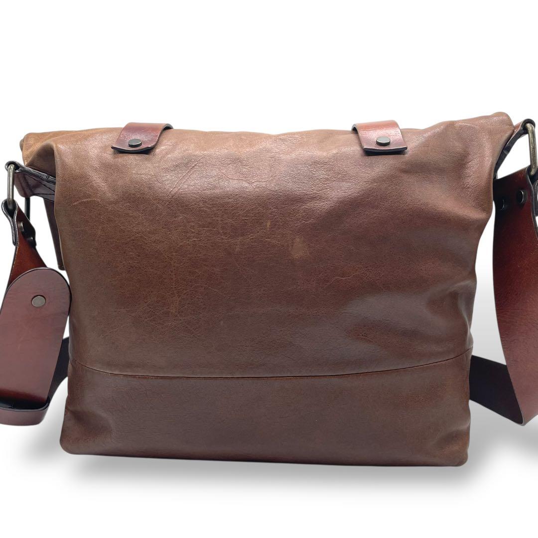 BANANA REPUBLIC Archive Leather Messeng - メルカリ