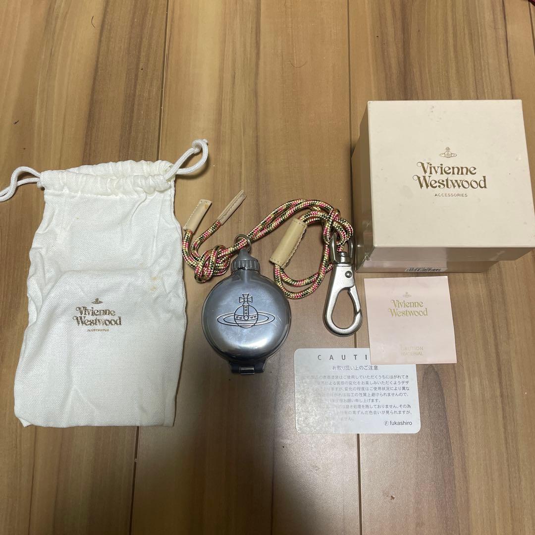 廃版】Vivienne Westwood ヴィヴィアン 携帯灰皿 - メルカリ