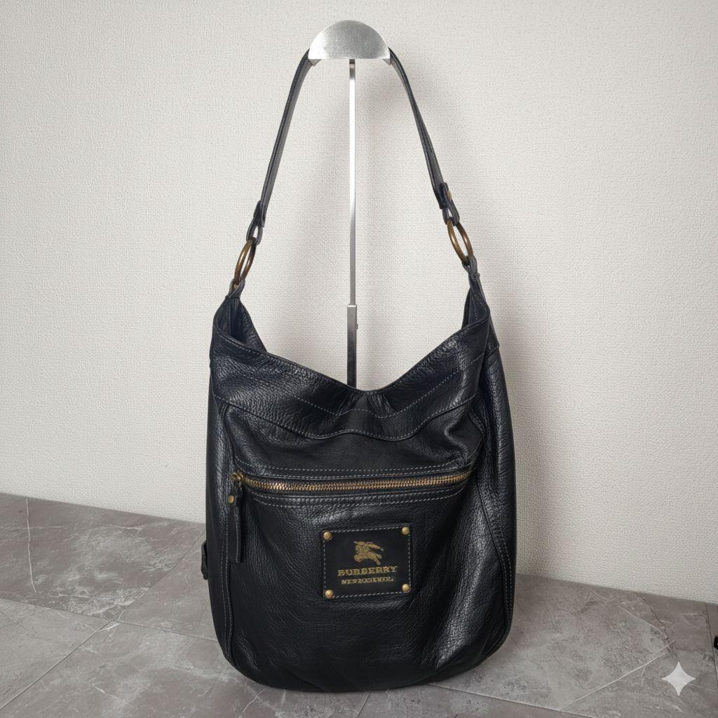 バーバリーブルーレーベル ワンショルダーバッグ シボ革 黒 金ロゴ A4