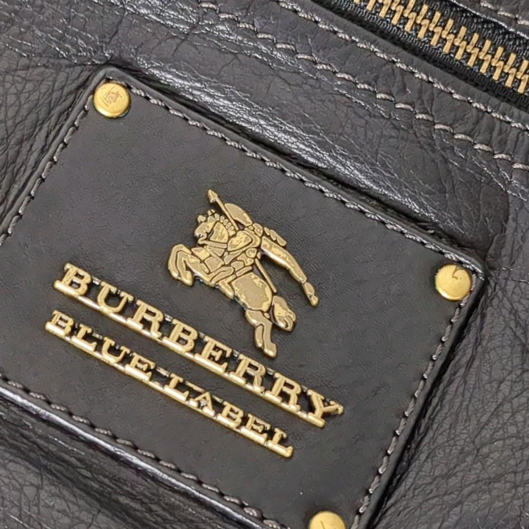 バーバリーブルーレーベル ワンショルダーバッグ シボ革 黒 金ロゴ A4