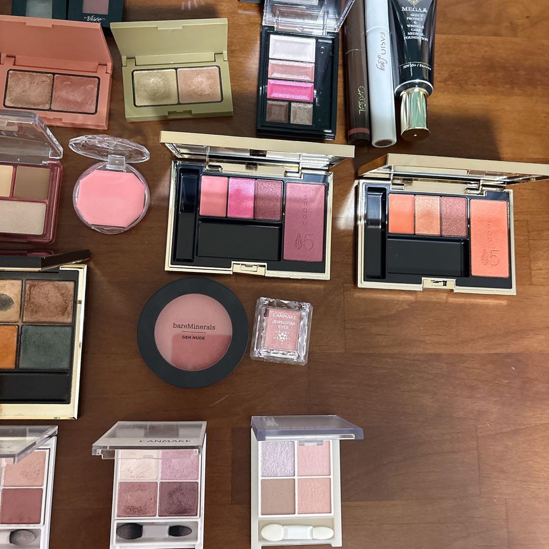 デパコス プチプラ コスメ まとめ売り 大量 アイシャドウ チーク など