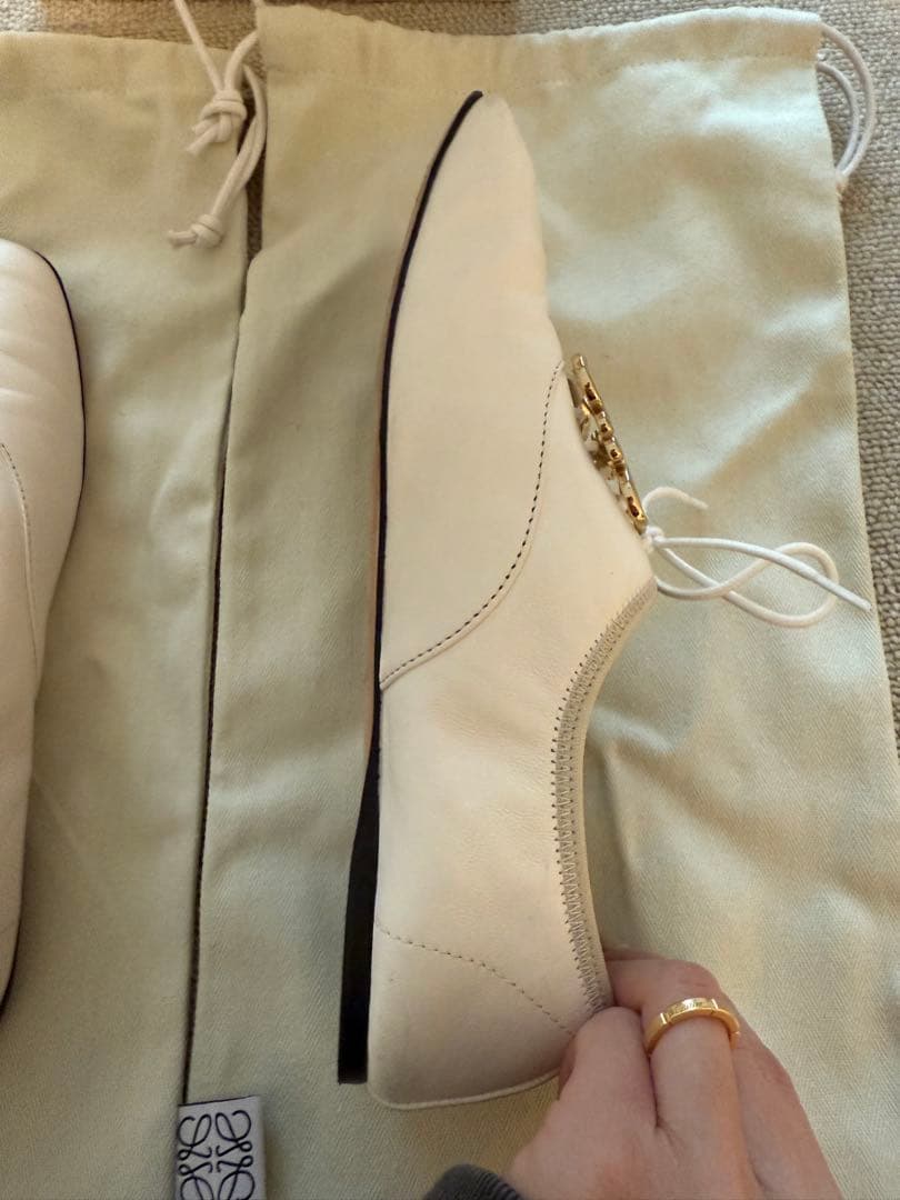 《mimi》定価12万loewe ソフトダービーフラットシューズアナグラム