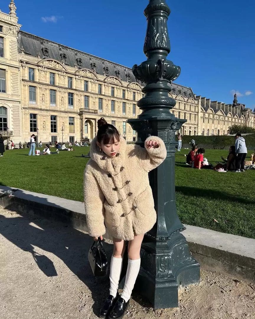 THE TOE Trafalgar boa coat - メルカリ