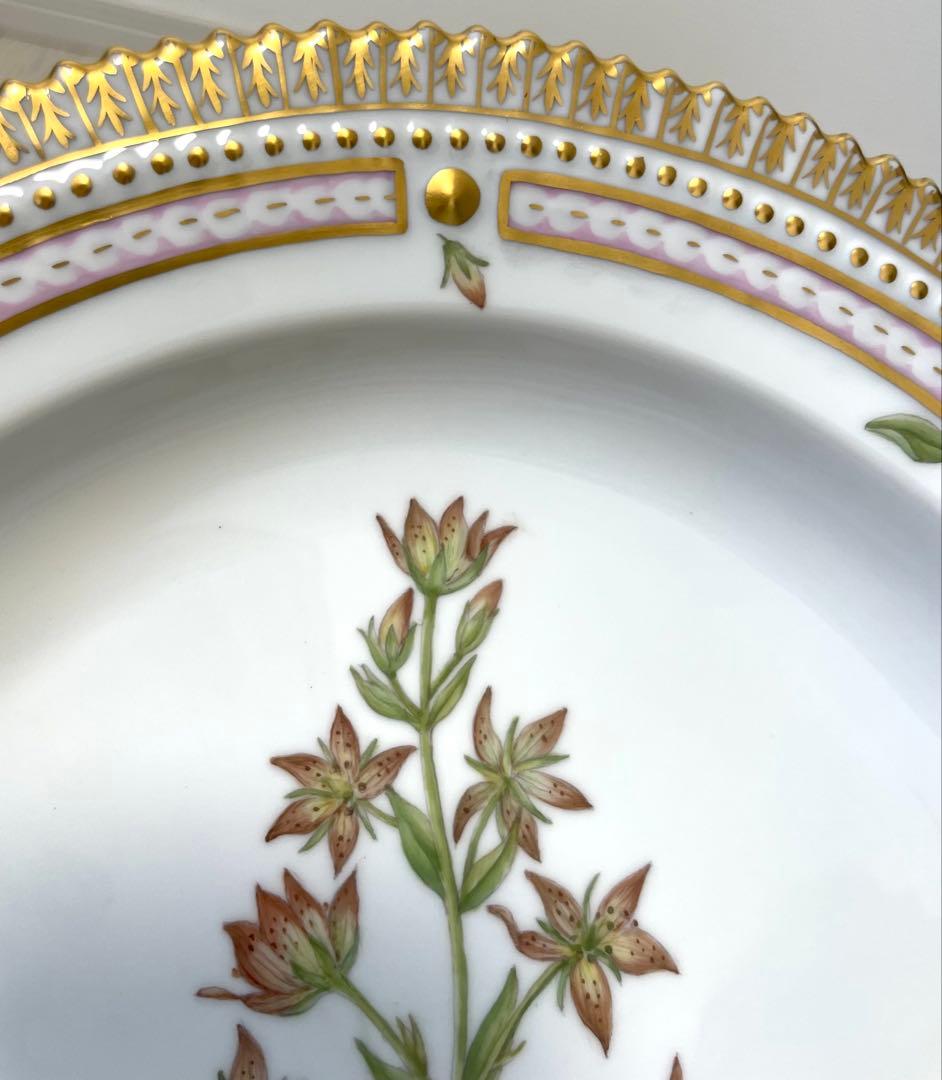 ちゃんおがわ様専用ロイヤルコペンハーゲン フローラダニカ 大皿