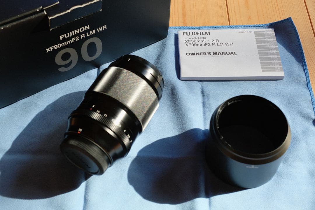 富士フィルム　FUJIFILM XF90mm F2 R WR 懐かしいのに新しいXF90mmF2 R LM WR｜写真がもっと楽しくなるX | ShaSha