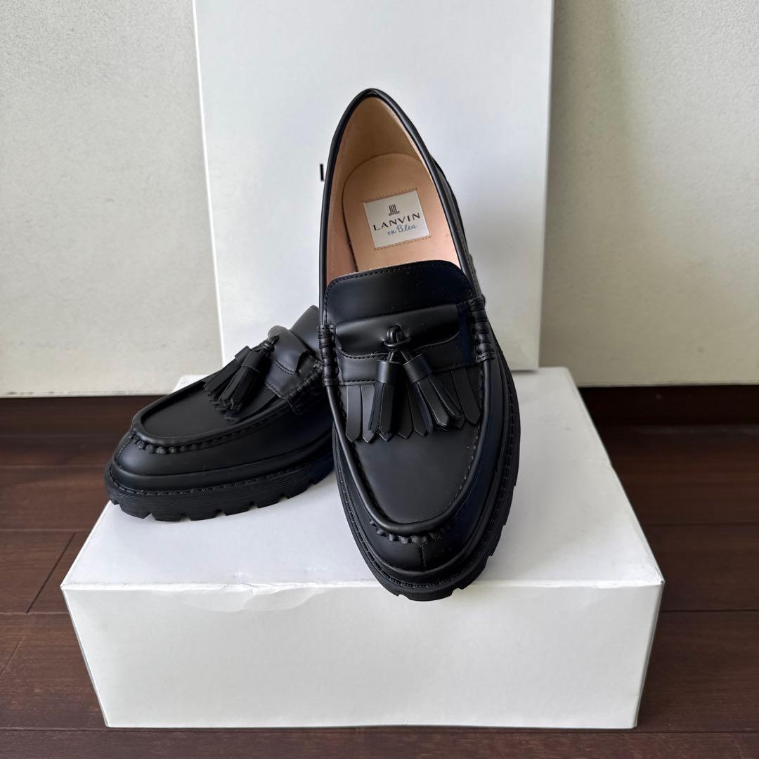 LANVIN ブラック ローファー タッセル付き タッセルローファー|LANVIN en Bleu | LANVIN en Bleu | ランバン オン