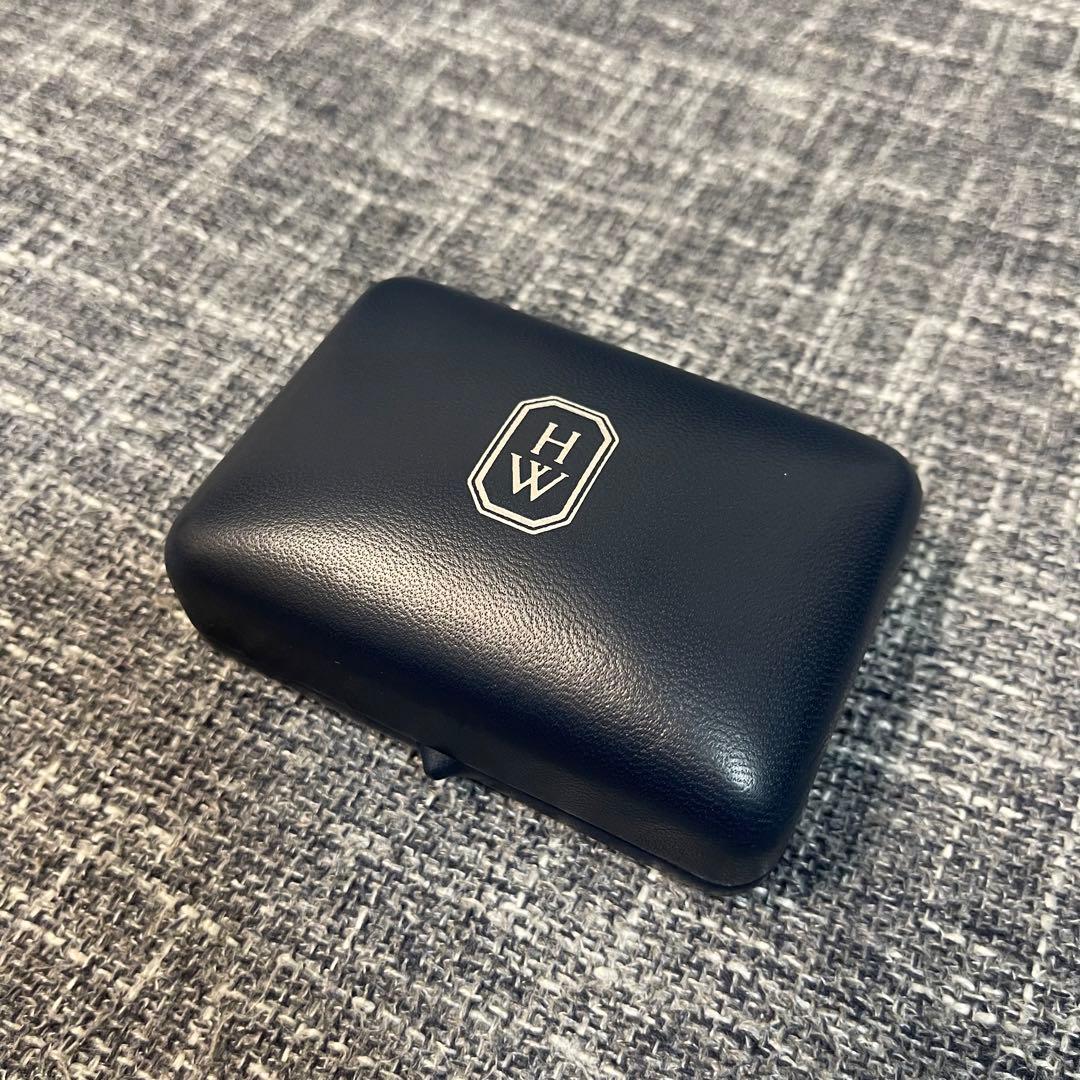 Harry Winston ハリーウィンストン ピアスケース 空箱 内箱のみ - メルカリ