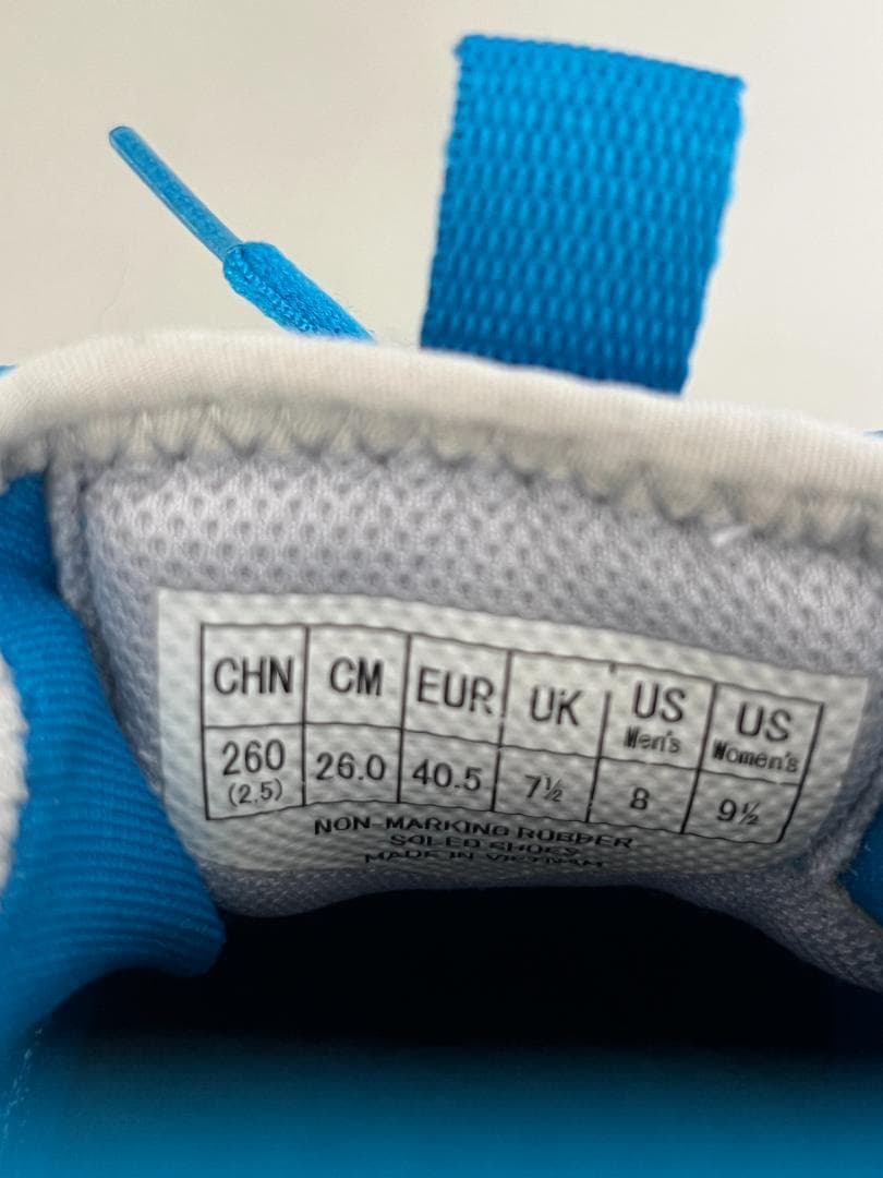 YONEX パワークッション フュージョンレブ4 SHTF4MGC 26.0cm