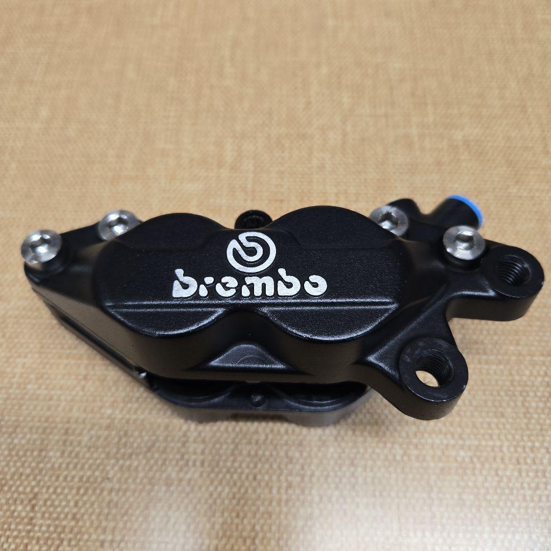 brembo ブレンボキャリパー 40mm 右 ブラック シルバーロゴ - メルカリ