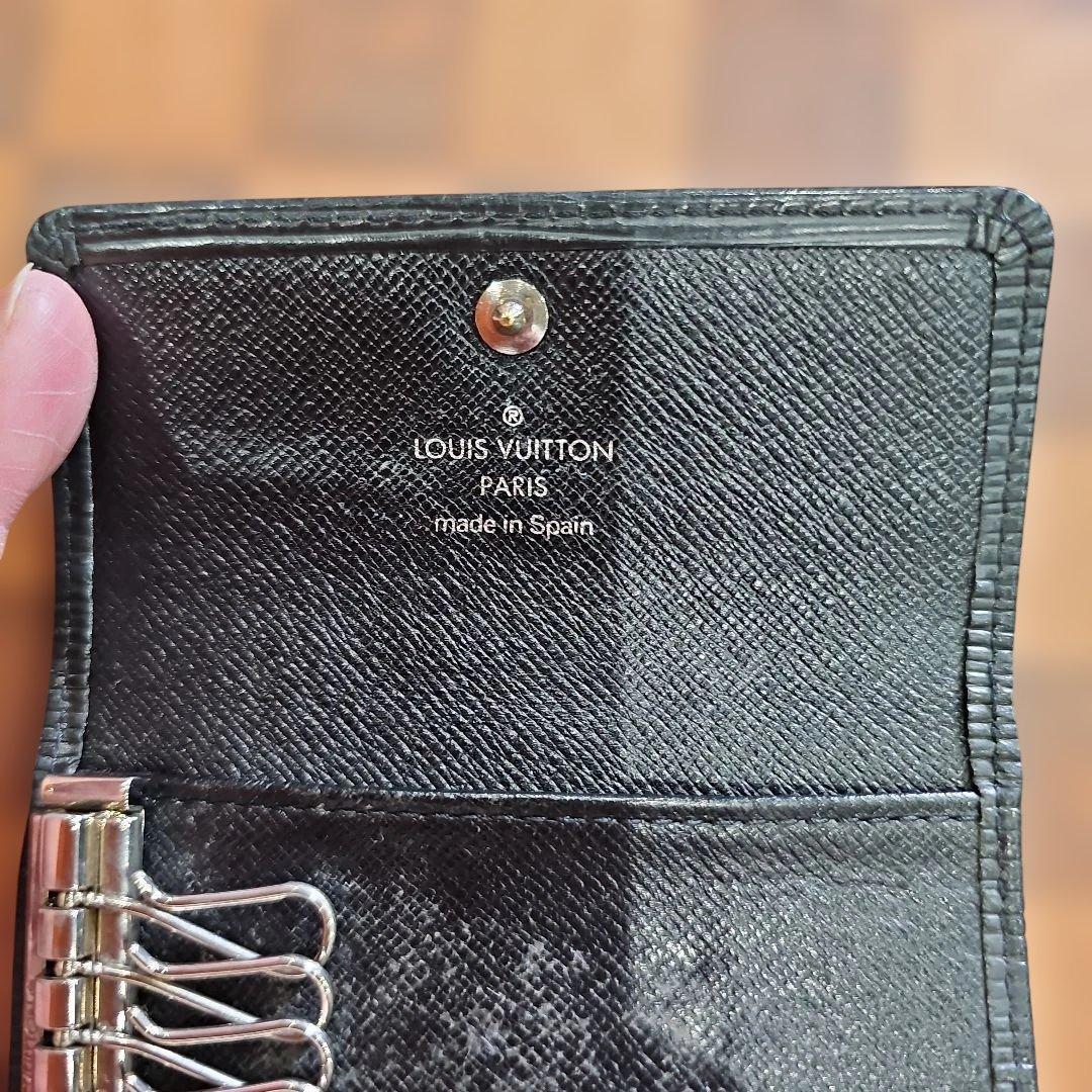Louis Vuitton ブラックキーケース エピレザー - メルカリ