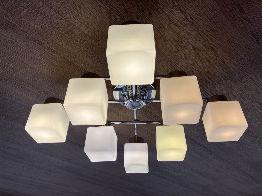 9灯 シーリングライト 立方体デザイン