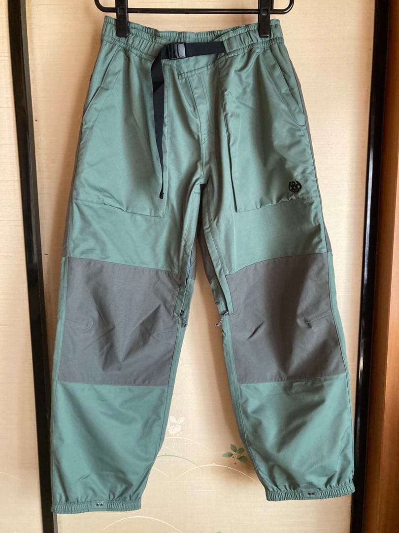 美品スノーボードウェア 686 2.5L GHOST PANT パンツ Mサイズ