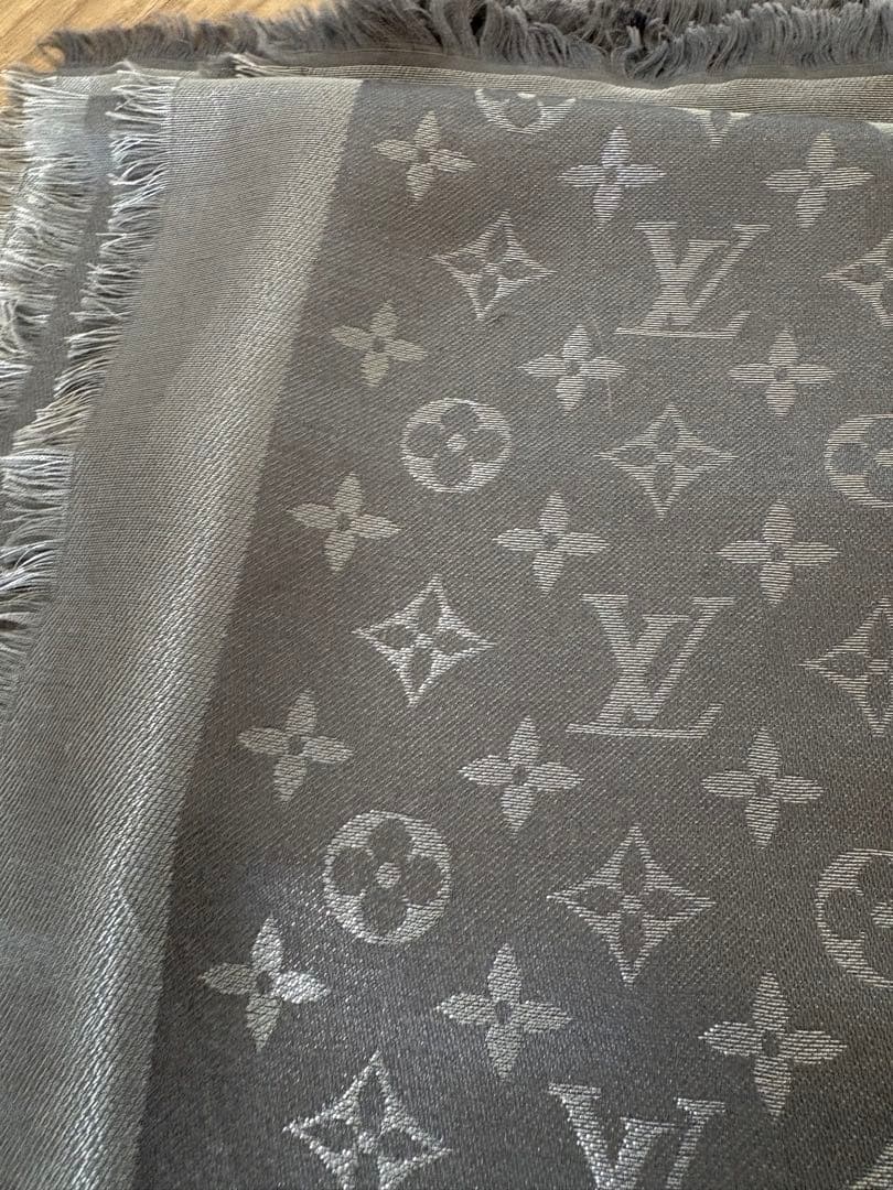 LOUIS VUITTON 路易威登 丝巾 M75120 中古美品 - メルカリ