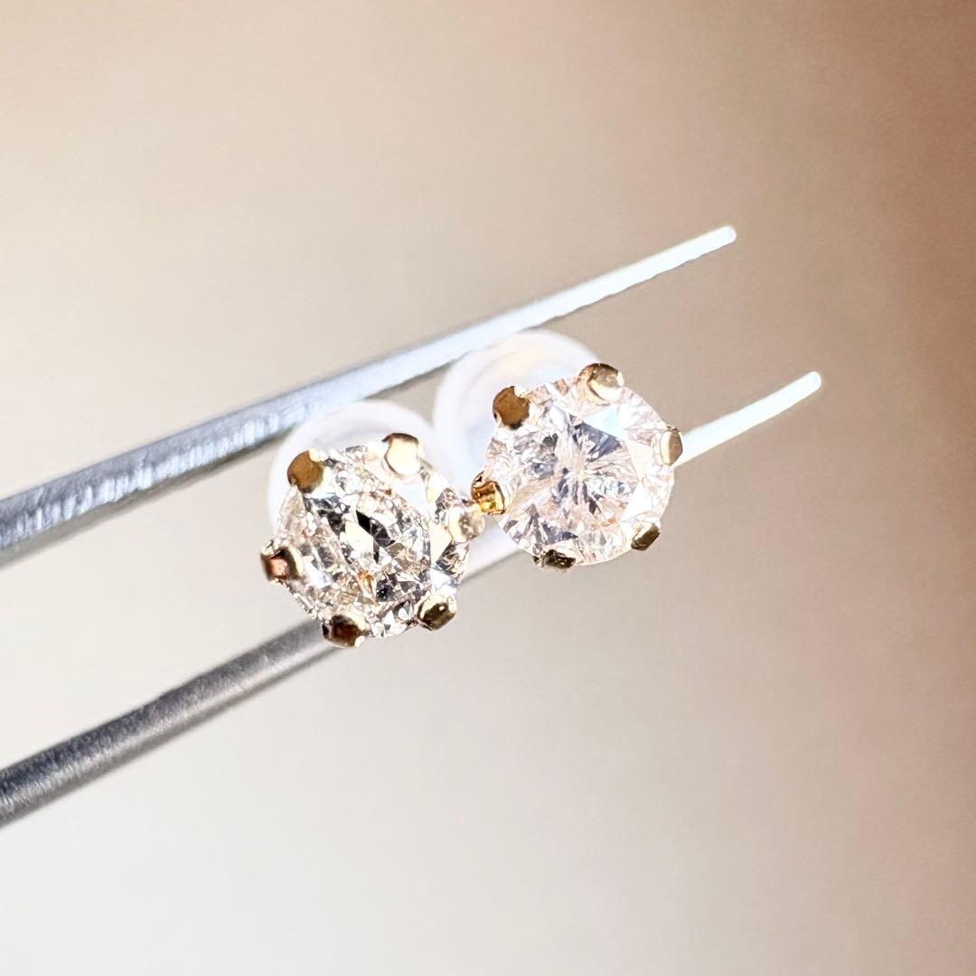 K18 18金　天然ダイヤモンド　AAグレード 0.40ct ピアス　dia