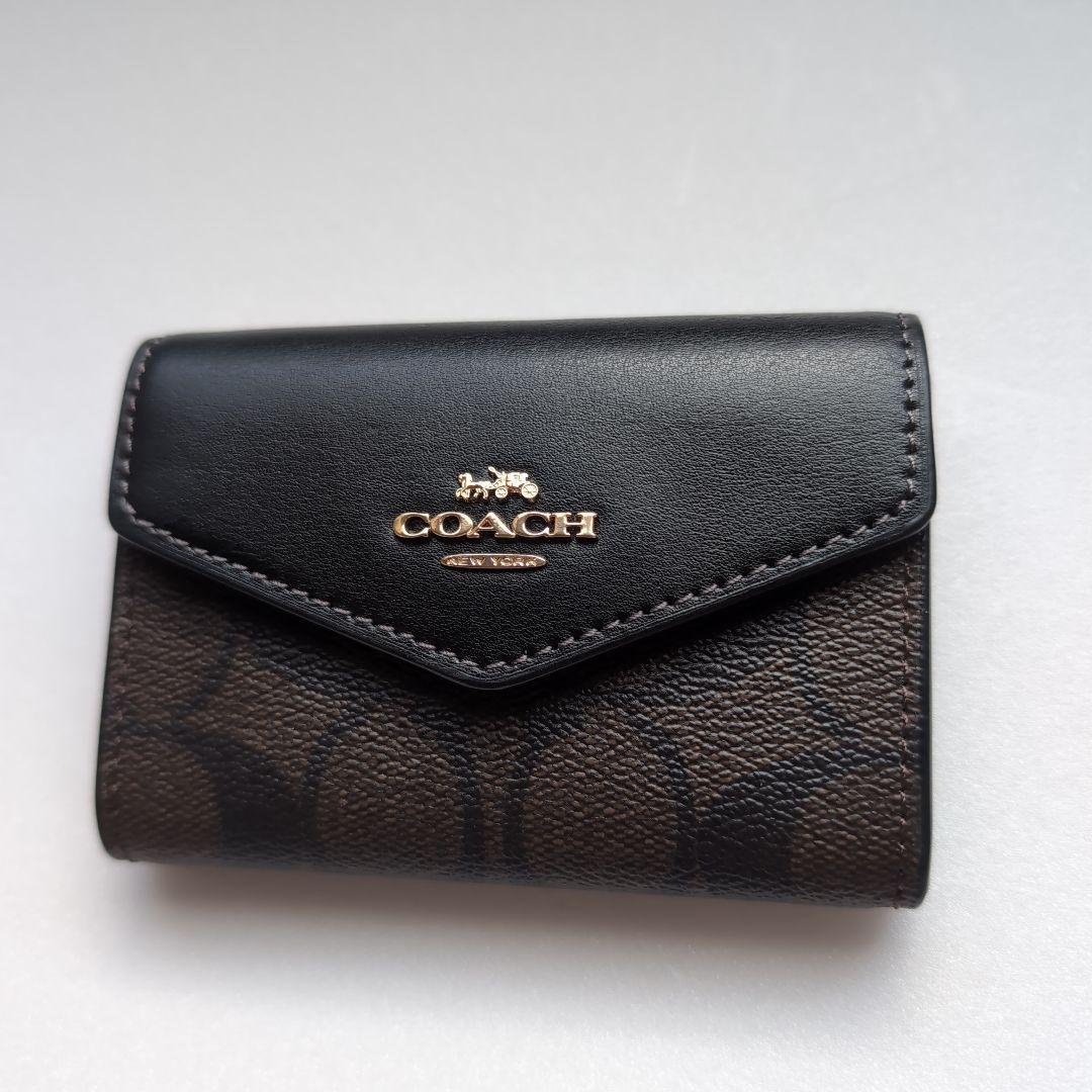 新品✨️正規品✨️【COACH】 シグネチャー　名刺入れ　　期間限定!! COACH（コーチ） ☆COACH☆ ビジネス カードケース シグネチャー