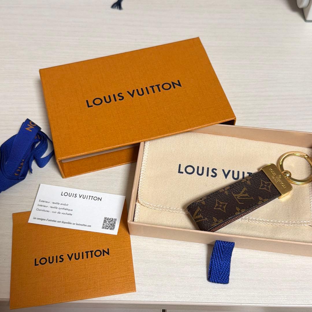 【これ以上お値下げしません】 Louis Vuitton キーホルダードラゴンヌ 楽天市場】【新品】 ルイヴィトン キーホルダー ドラゴンヌ モノグラム