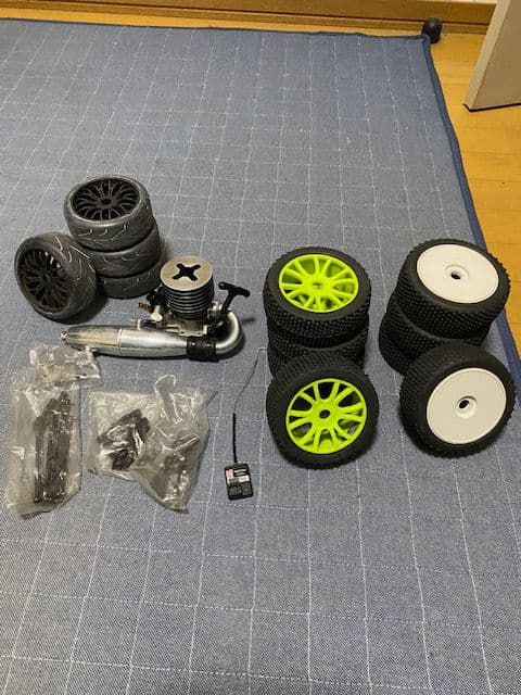 RCカー用オフロードタイヤとエンジンセット 楽天市場】エンジン rcカー（タイヤ｜パーツ・アクセサリー