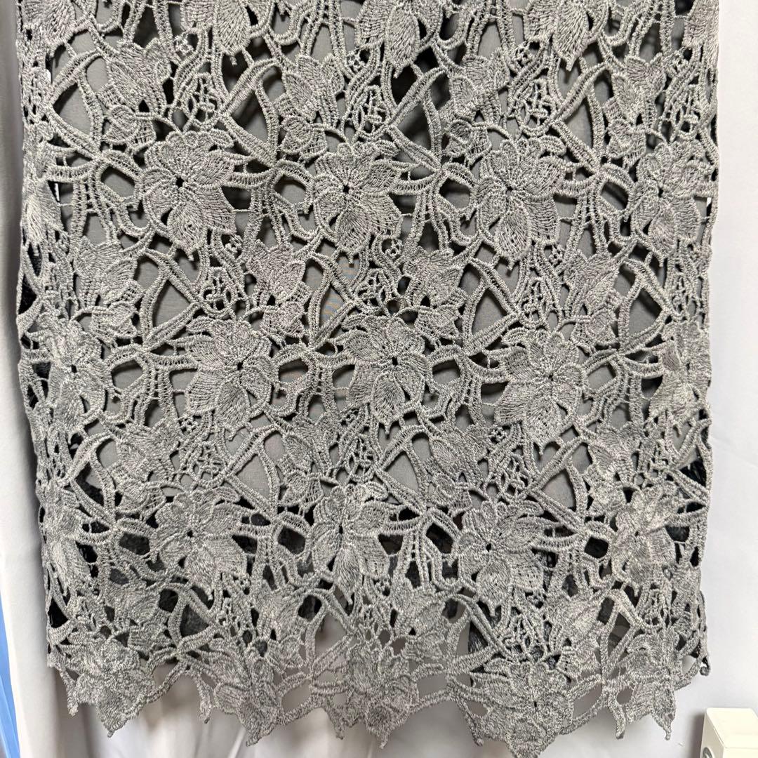 LEJA】花柄レースカラースパンコール刺繍Aラインフレアドレス - メルカリ