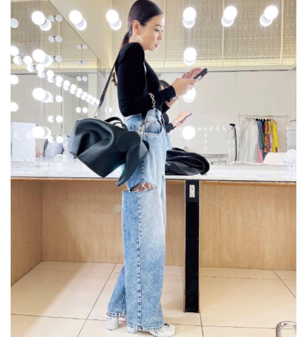 新品】メゾンマルジェラ5ポケット カットアウト デニムパンツ【指原