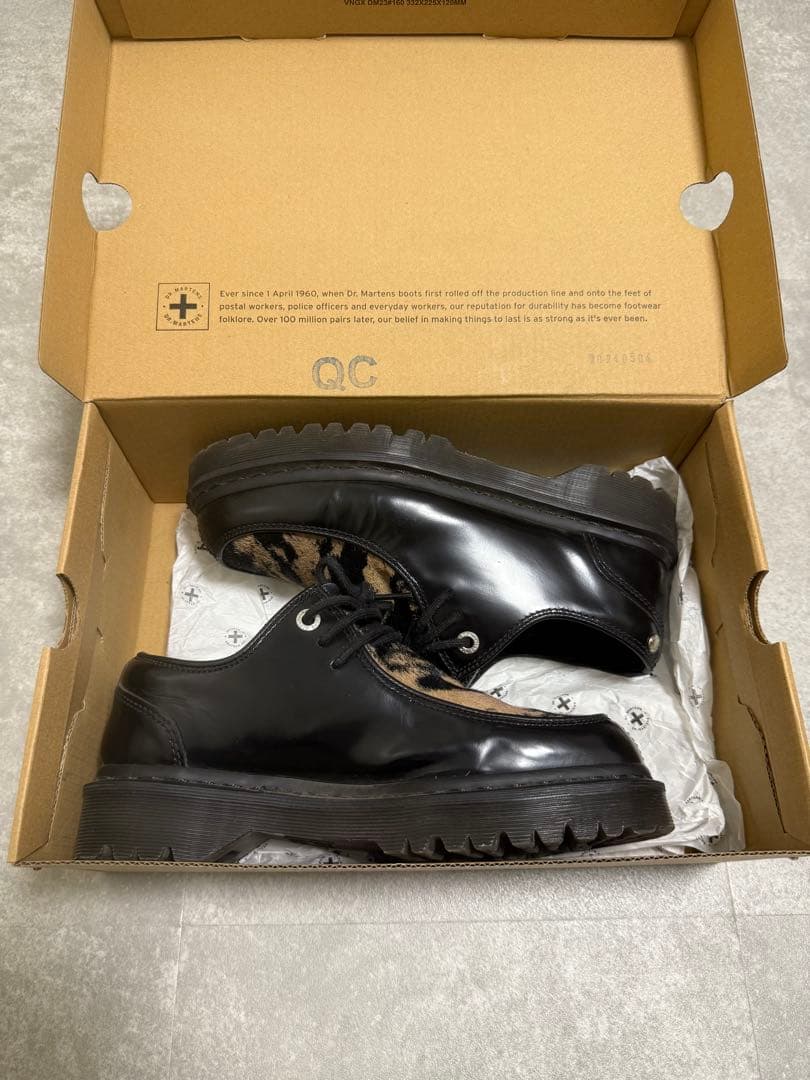 Dr. Martens ZEFFIR ブラック/カモフラージュ - メルカリ