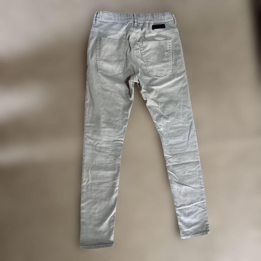 DIESEL KROOLEY-NE JOGGJEANS グレー系 W28 - メルカリ