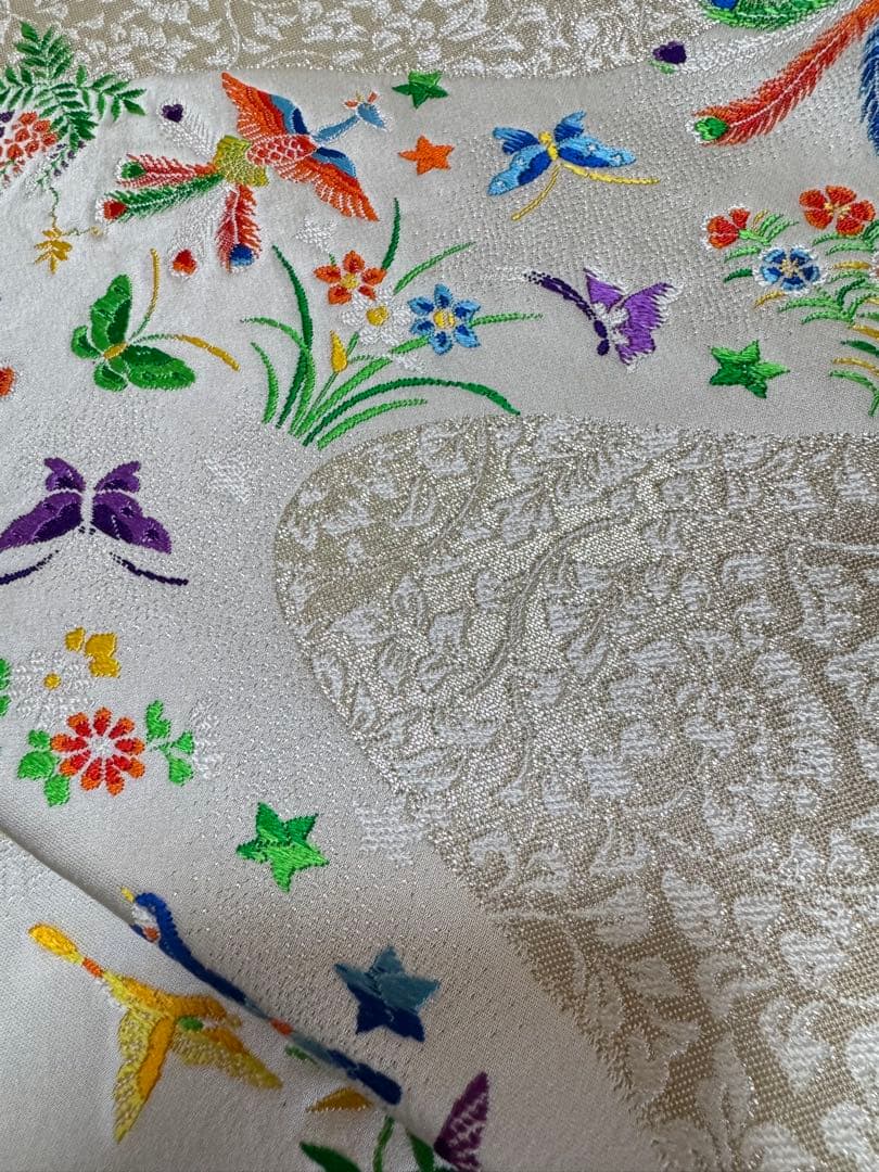 【銘品美品】西陣老舗機元「植山茂八織物」白地 唐織刺繍 紋織「花喰い鳥文図」