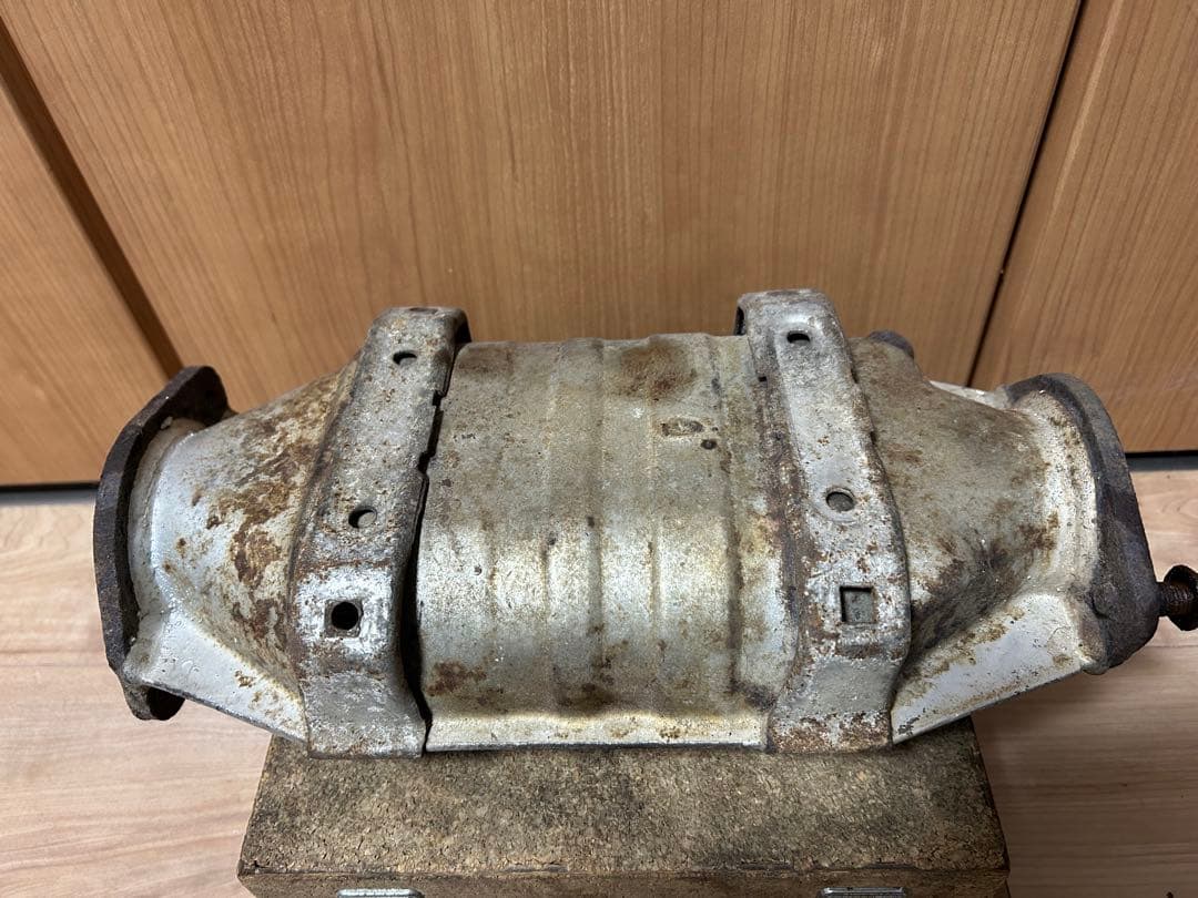 ⭐︎日産　触媒　型式X4 ⭐︎ 純正流用のX4触媒に交換（日産 スカイラインGT‐R・R32）by ioriio