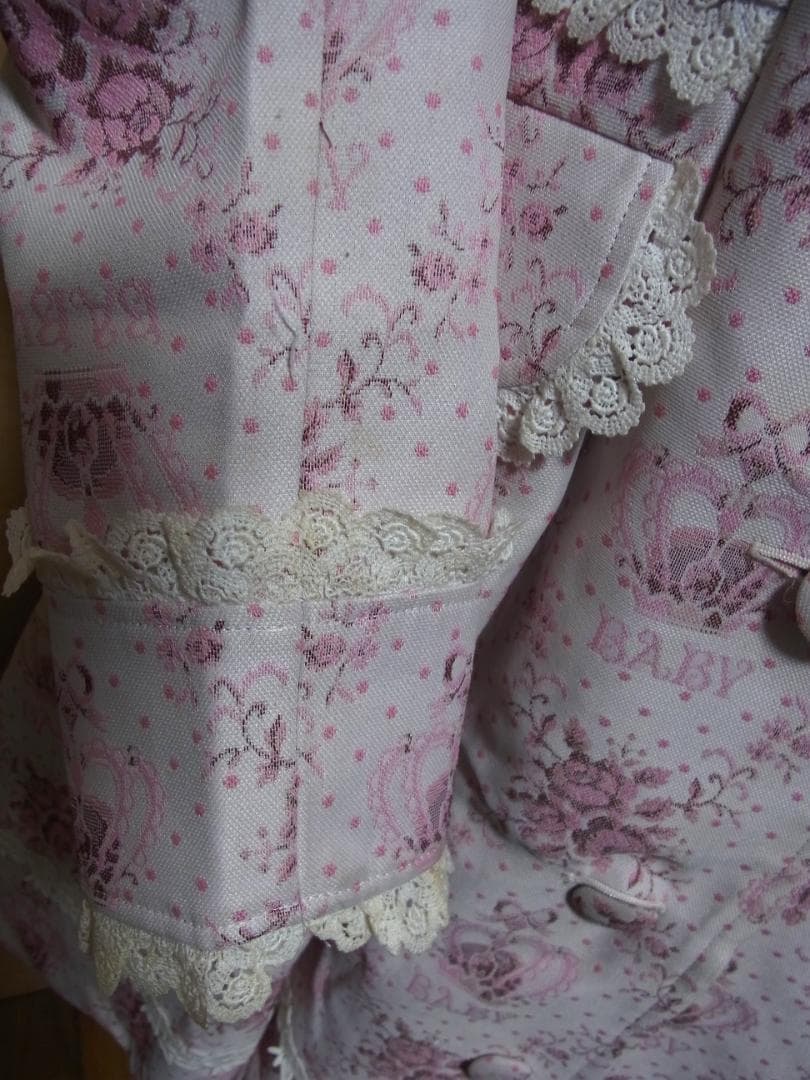 青木美沙子さん着用 王冠ゴブランコート ベイビーザスターズシャイン