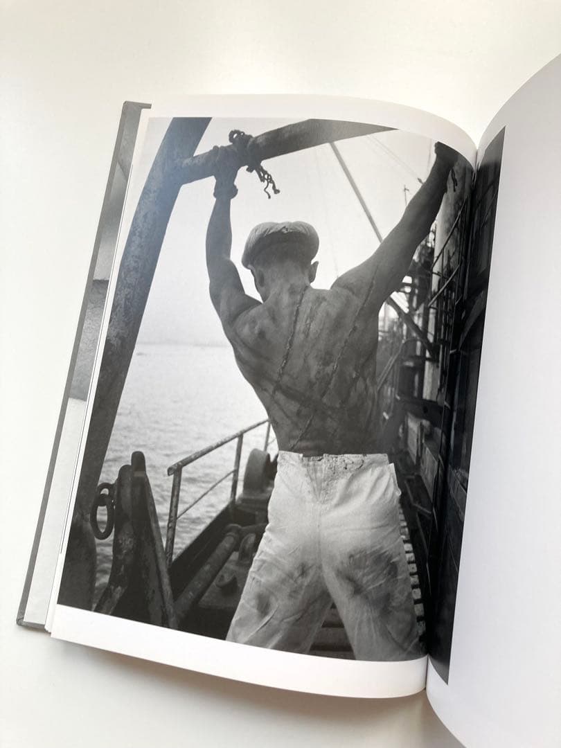 篠山紀信 写真集「三島由紀夫 男の死 THE DEATH OF THE MAN」 - メルカリ