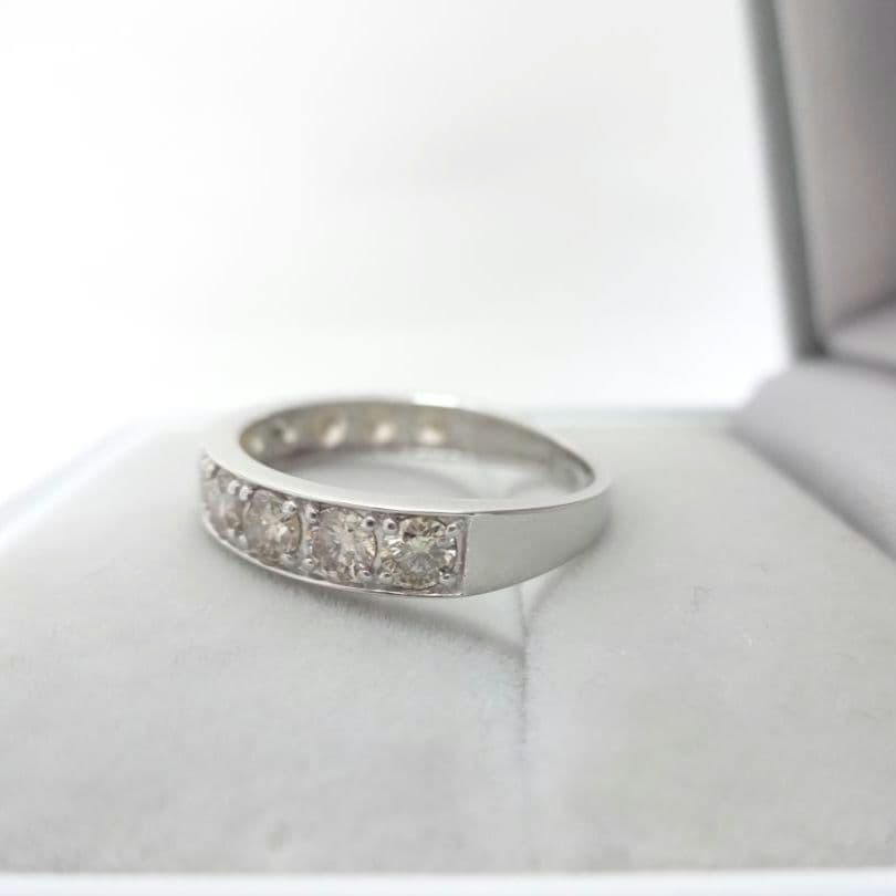 【澤田様】1.00ct　ダイヤモンド　ストレート　ハーフエタニティリングプラチナ