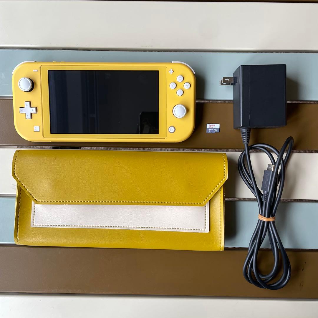 Nintendo Switch Lite イエロー 付属品セット 中古】Nintendo Switch Lite イエロー ◇05/13(金)値下げ