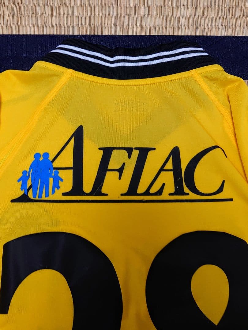 2004 柏レイソル 28番 玉田圭司選手 ユニフォーム サイン刺繍入 O-XO