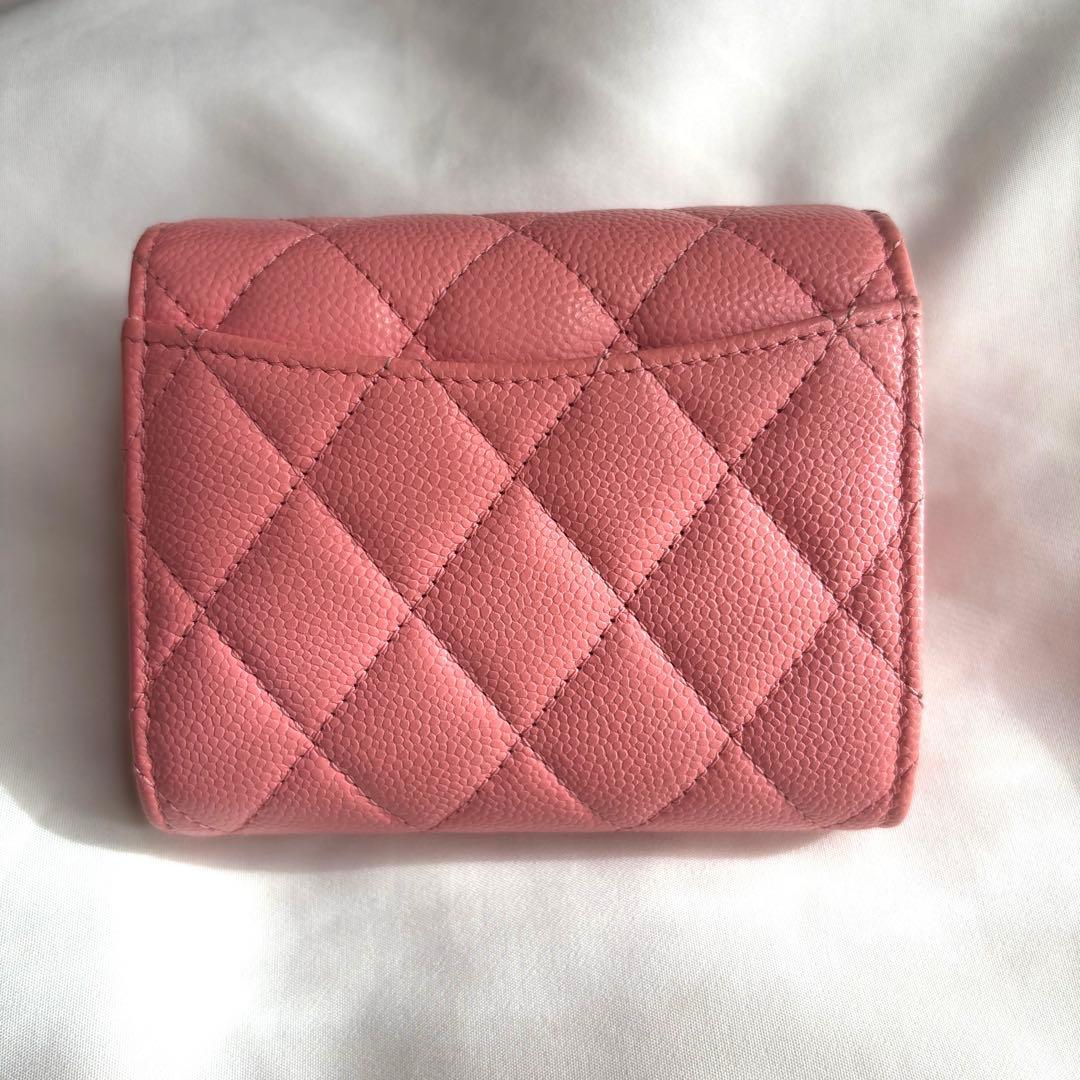 CHANEL 二つ折り 財布 ピンク キルティング - メルカリ