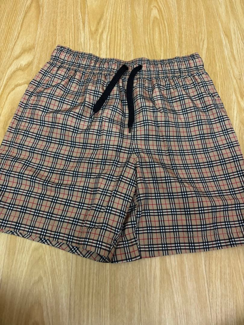 BURBERRY チェック柄スイムパンツ140cm BURBERRY（バーバリー） 未使用 水着 海水パンツ スイムパンツ