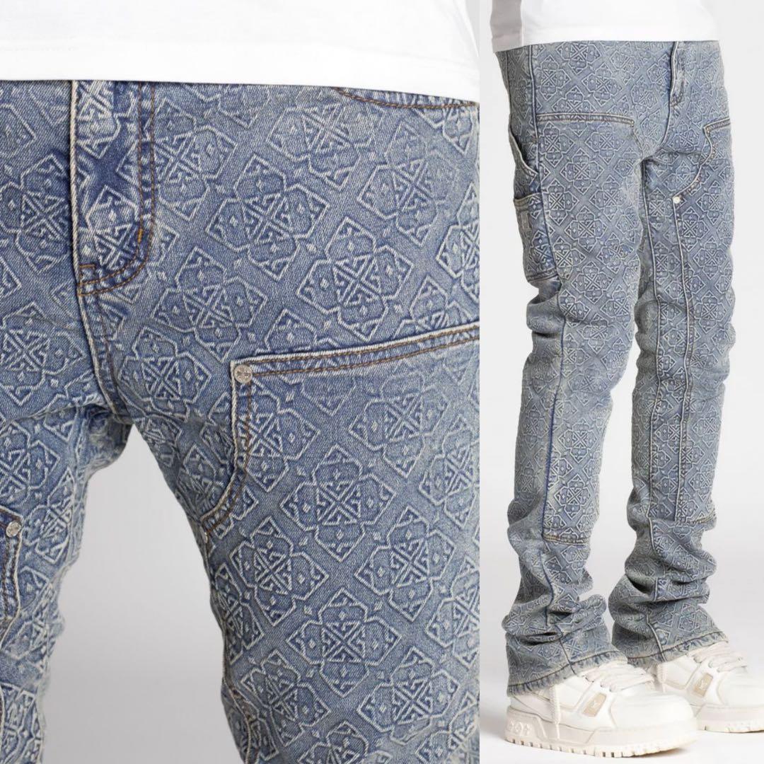 新品未使用 グアピ GUAPI 総モノグラムプレミアムスキニーフレアデニム