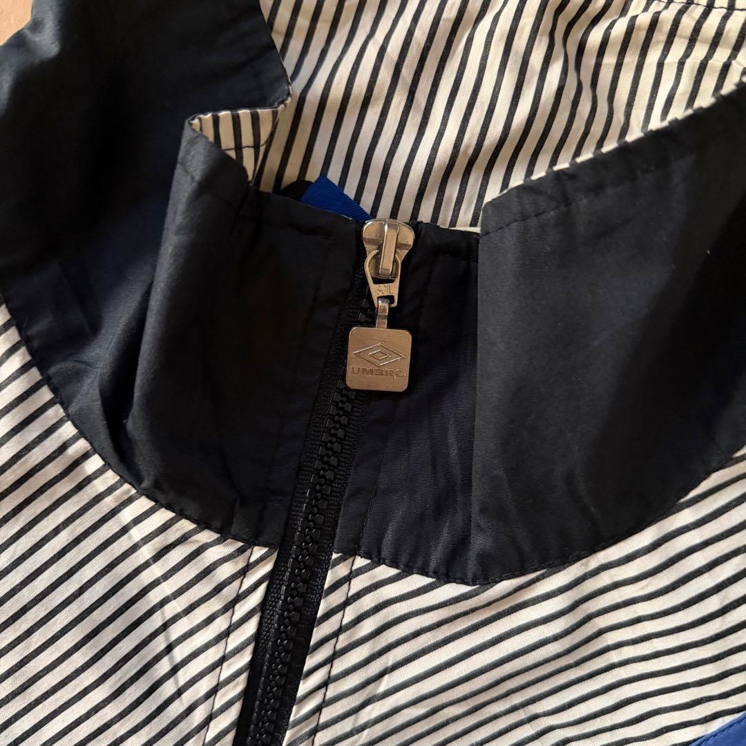 希少90sUMBROアンブロナイロンジャケット刺繍ロゴ水泳チーム支給品好