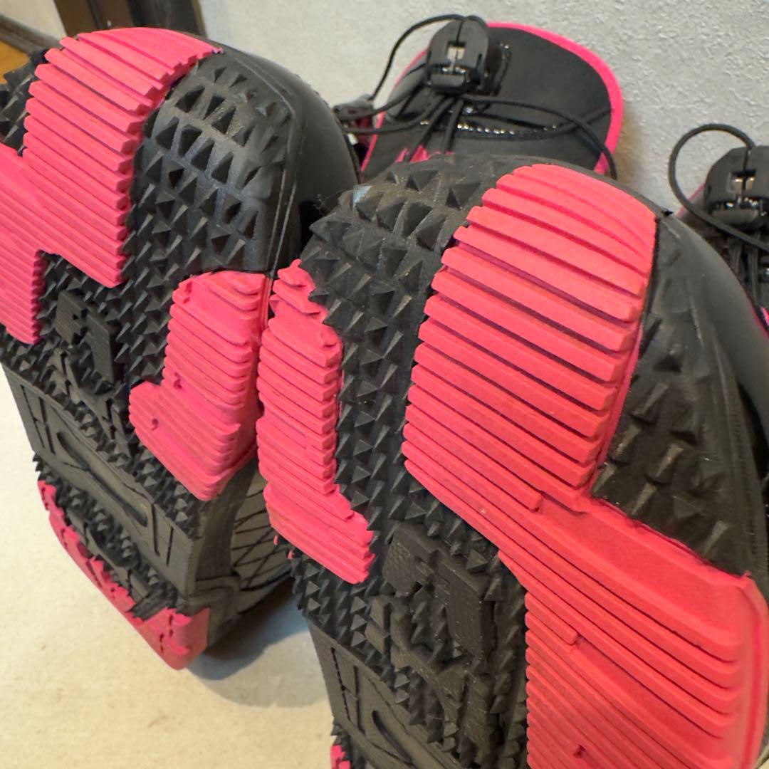 お*)様 美品✨SiONYX スノーボードブーツ 25.0cm（US7） レディ