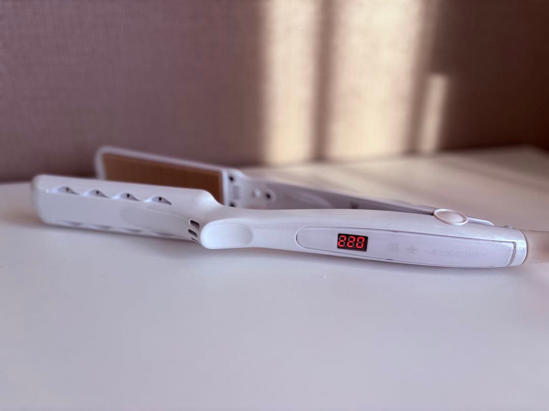 絹女 LM-125 ストレートヘアアイロン シルクプレート搭載 KINUJO SILKPLATE 絹女 シルクプレート ストレートアイロン パール